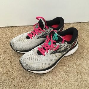 Brooks Ghost 11